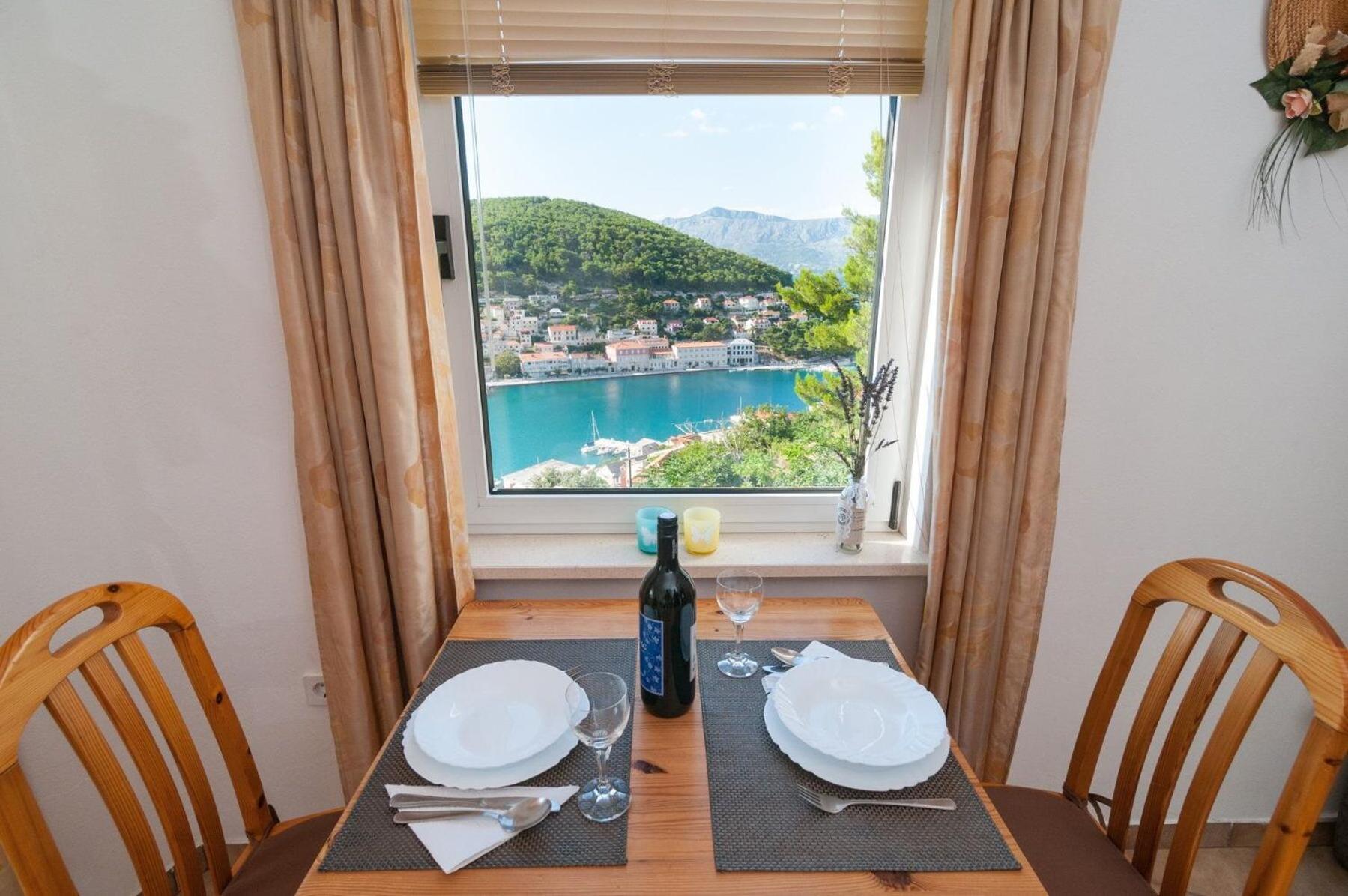 Apartments Mira - Beautiful Sea View Pucisca Dış mekan fotoğraf